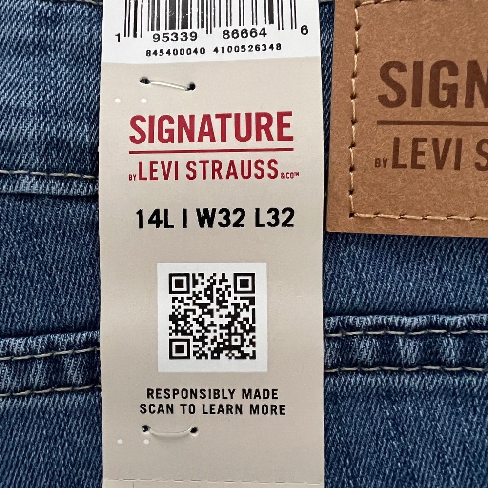 Levi Strauss Signature Mid-Rise Skinny NWT 14L